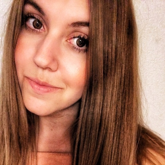 nikkijolynn